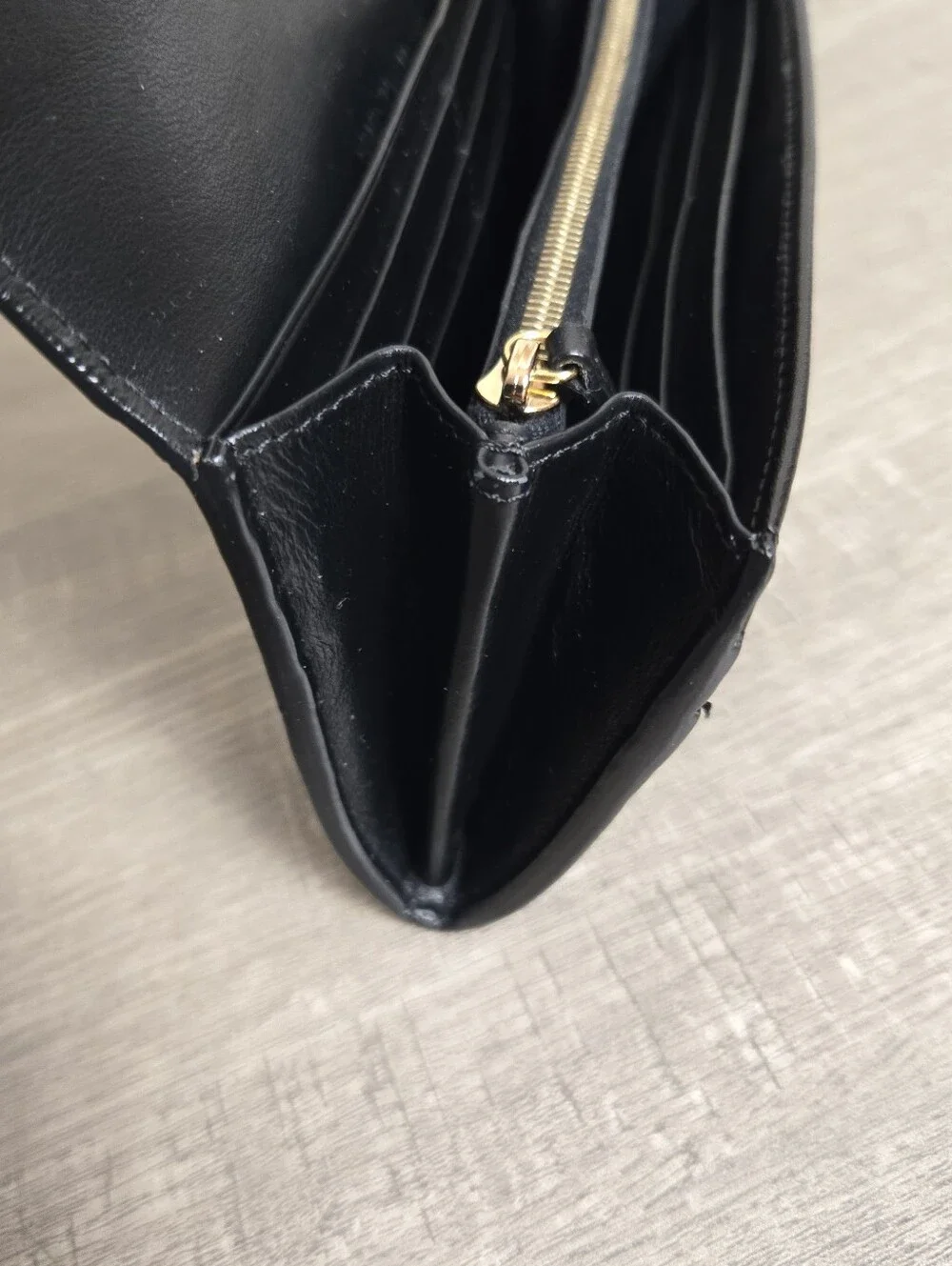 Fendi Roma Continental Black Leather Long Wallet Authentic 8M0251